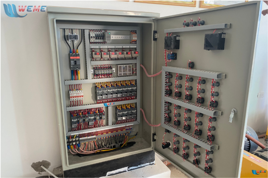 Tủ điện điều khiển thông minh giúp tối ưu hệ thống xử lý nước thải tại TTH Quảng Bình